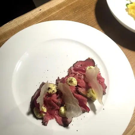 Bed & Breakfast Daman & Breakfast 3*