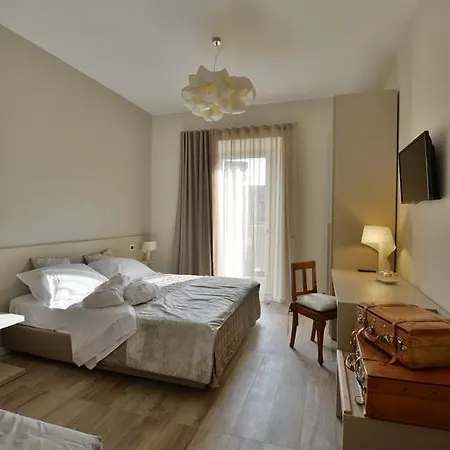 Bed & Breakfast Daman & Breakfast 3*