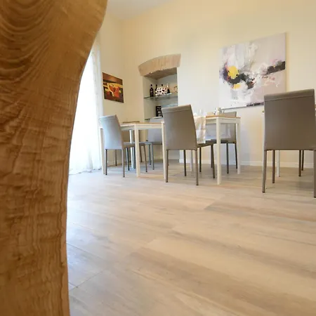 Daman Rooms & Breakfast 3*